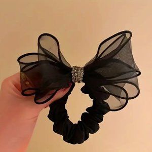 ORGANZA & CRYSTAL BOW SCRUNCHIE in Black